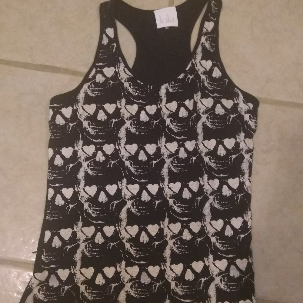 Lola Heart eye skulls tank sz sm